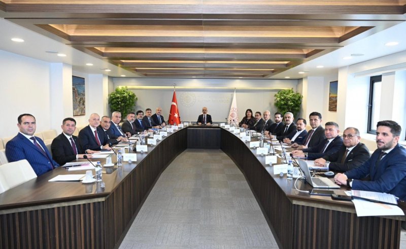 Adana Heyetinden Bakan Uraloğlu ile Bakan Yumaklı’ya Ziyaret
