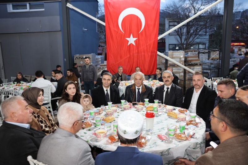 POZANTI’DA GÖNÜL SOFRALARI KAPALI SEMT PAZARINDA TAÇLANDI